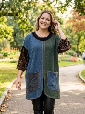 Krakerz Colorblock 3/4 Sleeve Oversized Tunic Top with Pockets